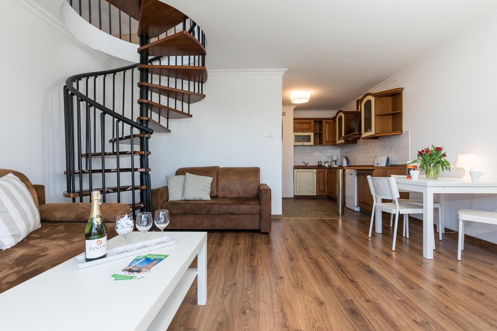 Jantar Apartamenty - Penthouse Sea View Morska コウォブジェク エクステリア 写真