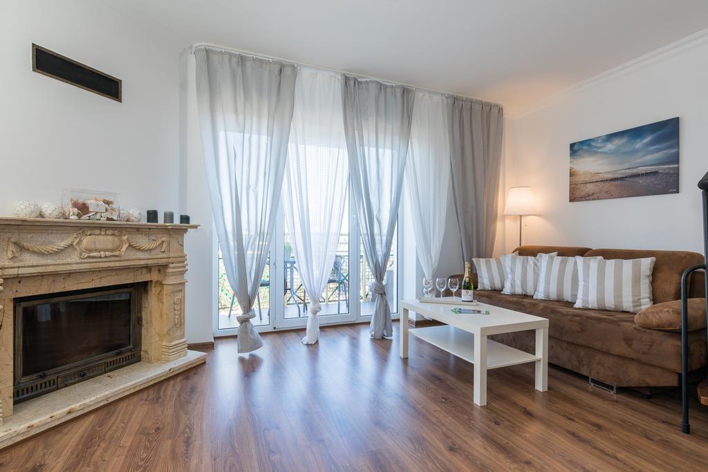 Jantar Apartamenty - Penthouse Sea View Morska コウォブジェク エクステリア 写真